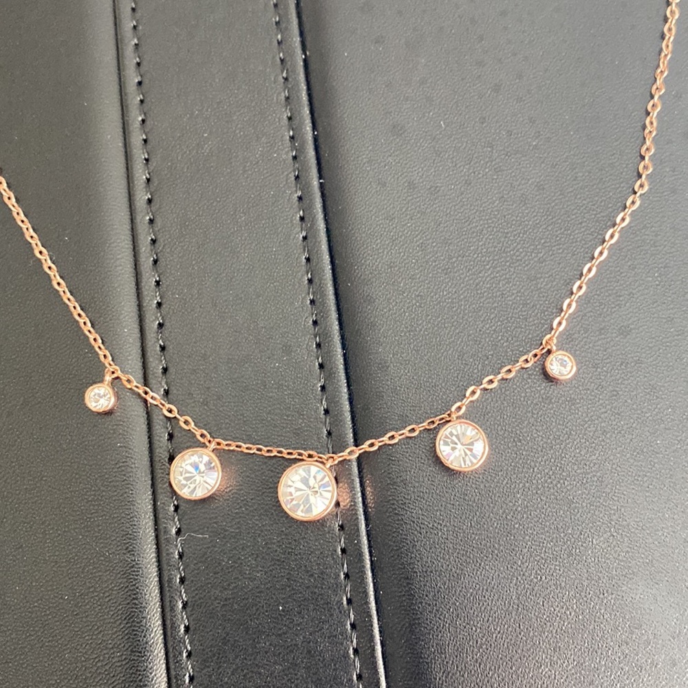 Believe by Brilliance necklace in gold